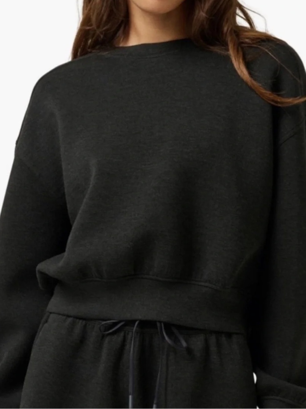 Nwot Unworn Travis Mathew Cloudscape Sweatshirt Black Cropped Crew size xl